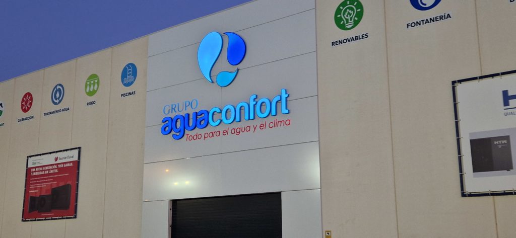 rótulos en Almería para Grupo Aguaconfort